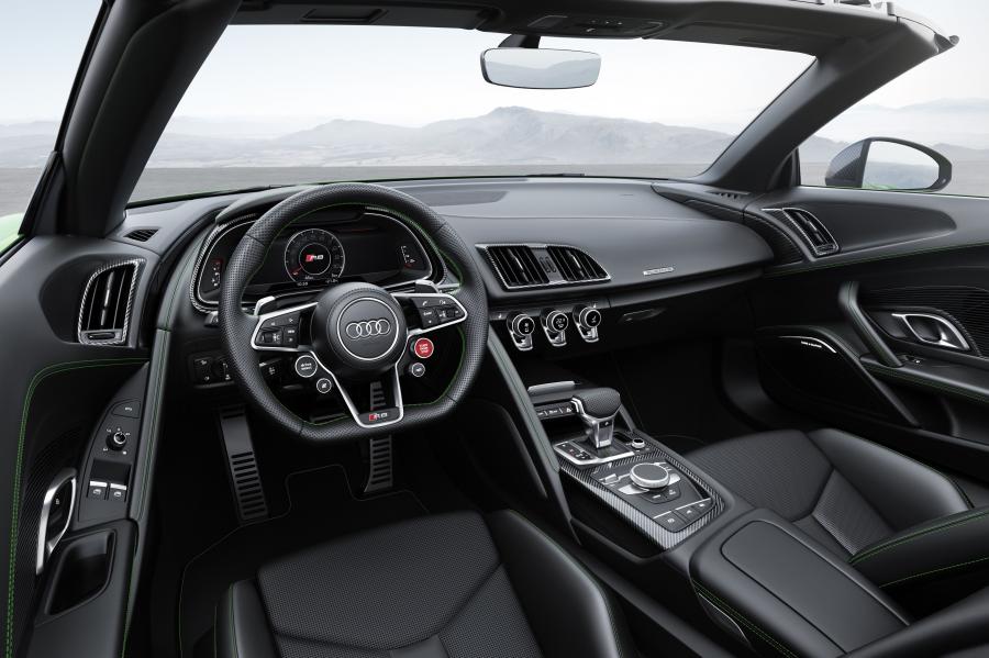 Торпедо Audi R8 Spyder V10 Plus 2017 года  (WW) (фото 10 из 10)